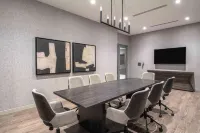 Homewood Suites by Hilton Boston Logan Airport Chelsea - Wifi