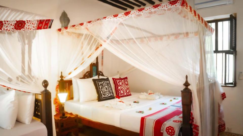 Hibiscus Triple room