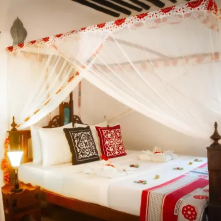 Hibiscus Triple room