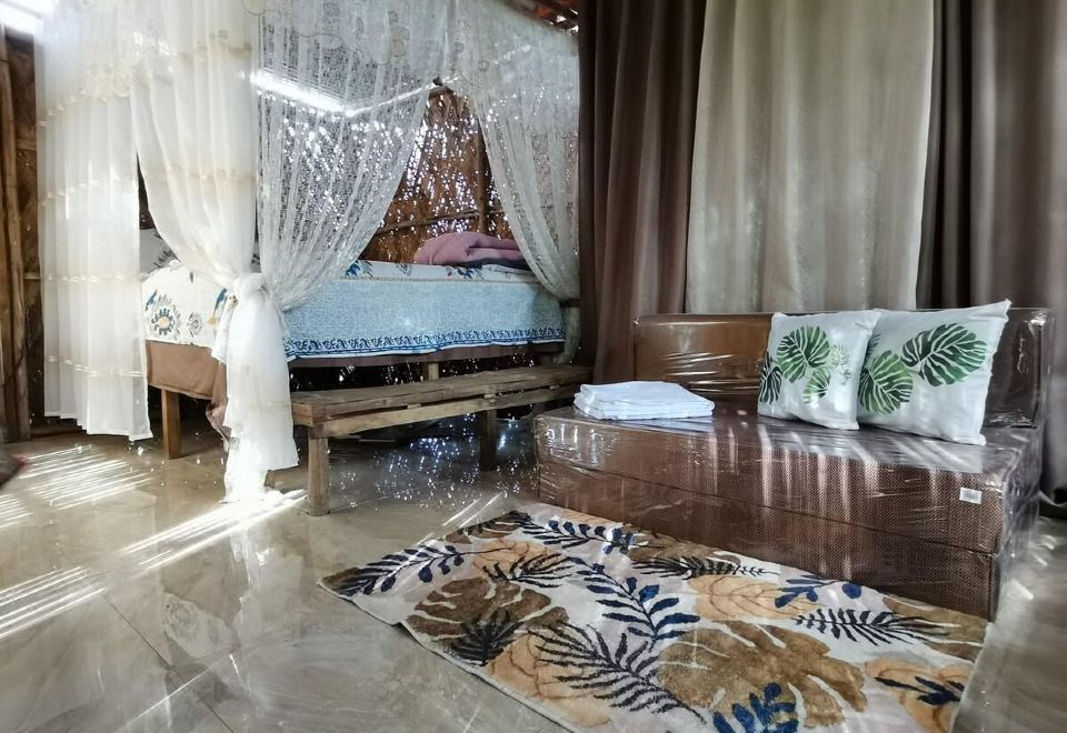 Native guest house on a riverside ideal for family - Housity