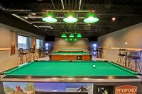 Travelodge by Wyndham Grande Prairie Hotels in Grande Prairie