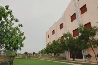 Kashi Anandam Spiritual & Wellness Vedic Village Hôtels à : Kurhua