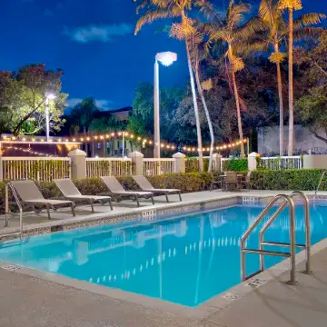 Hampton Inn Ft. Lauderdale Airport North Cruise Port Отели рядом с достопримечательностью «Museum of Discovery and Science»