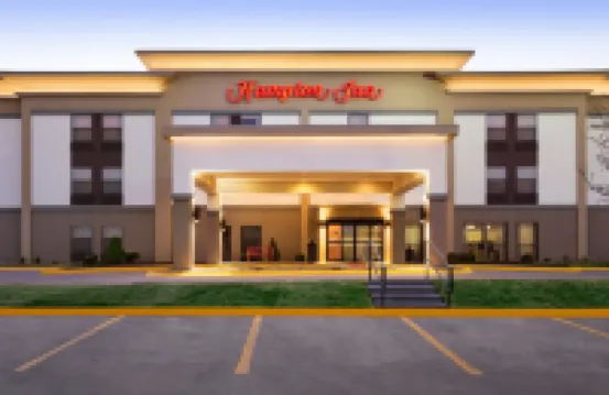 Hampton Inn by Hilton Wichita-East Hotel di 