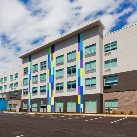 Tru by Hilton Prattville
