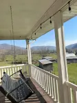 Mountain House near the Appalachian Trail, Watauga Lake, Bristol, & Johnson City