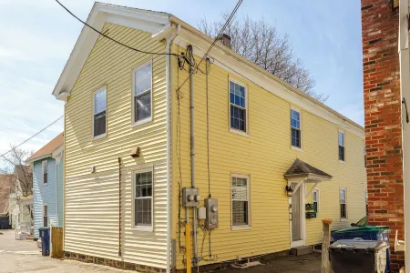 Moody Salem Home Away From Home