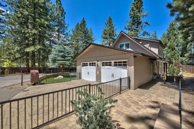 Experience Luxury in Al Tahoe Hotel in zona Tallac Historic Site