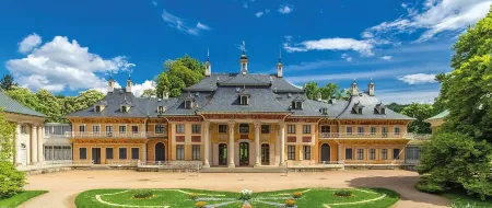 Modern and spacious apartment, with separate access