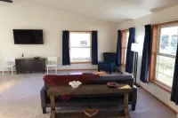 In Kalona-Near Pleasantview Home, Hospital, Iowa, and Kinnick Carver WiFi-Garage