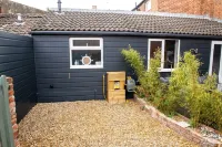 Kippers Cottage family getaway 500m from the beach