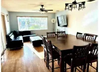 Waterfront Pool Home - 8PPL 4BR