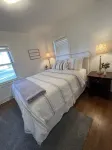 Cozy Bungalow in the quaint small town of Louisburg!