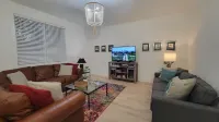 King bed and 4 twins in a 3 BR 2.5 bath Sleeps 6-8 Heart of Downtown Raleigh