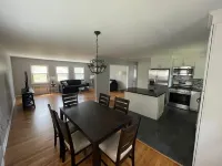 Charming 2-bedroom apt with AC and WiFi in lovely Mamaroneck