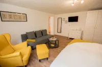 NEW apartment just 8 minutes to the beach, in the midst of a idyllic garden Hotels in Uecker-Randow