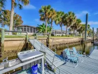 Dragonfly on the Canal with Golf Cart Included  Beginning 7/12/26