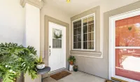Entire Casita and Cal king bed, sofa bed and kitchen just minutes from Temecula.