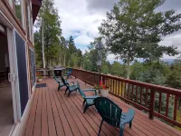 Secluded Mountain Getaway with Million Dollar Views, Pet Friendly - 4 ดาว