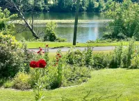 1818 Riverfront Cottage Hotels in Kingsport