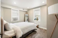 Adorable 1 Bedroom on the Boardwalk - Steps to the Ocean with an Immaculate View
