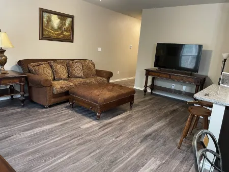 Newly built home . Minutes from Canton !