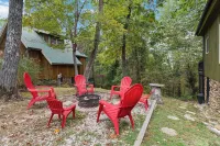 Welcome to Bigfoot Cabin at Lake Cumberland – Your Perfect Forest Retreat!