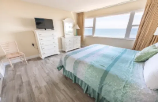 Ocean Front Complex - Beautiful Ocean Views! Can't Get Any Closer To The Ocean!