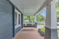 2 BRs / 2 BAs - Stroll to Coffee, Bakery, Wine Bar - Downtown Garner