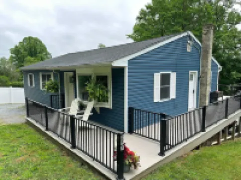 Heart of Amish Country - Paradise Cottage