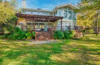 WATER AND GOLF COURSE VIEWS! HOT TUB! GAME ROOM! OUTDOOR DINING!