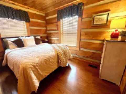 Extremely clean cabin in a quiet setting with an outdoor fire pit.