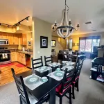 Spacious 3 BDR Pet Friendly, Hottub, Pool