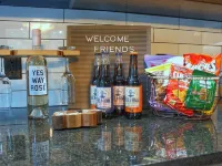 Luxury Cabin adjoining Robber's Cave State Park Hotels in Latimer County