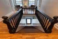 The Old Fashion Large one Bedroom Downtown Loft apartment Hotels in Lawrenceburg