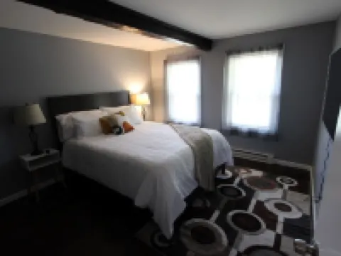 8 Minutes to Bethel Woods! Apt. 1  is on the First Floor  and Newly Remodeled Hotels in Delaware