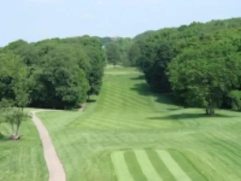 Apple Valley Lake, Pools and Beaches! Guest passes available for a fee!