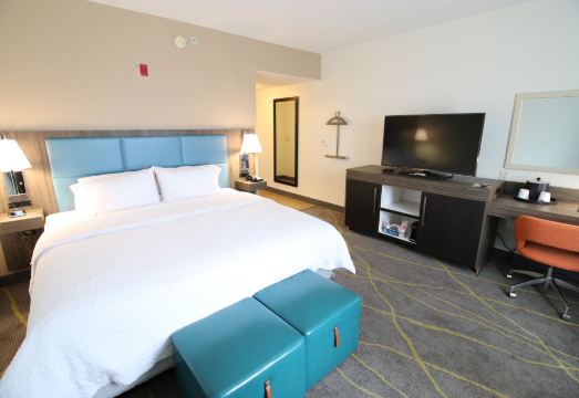 햄프턴 인 앤드 스위트 팜 코스트