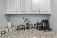 AC IN UNIT  Modern 2 bedroom remodel walking distance to downtown Hotels in Olympia