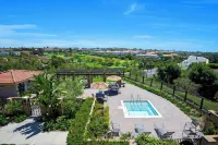 Coastal NEWLY RENOVATED Condo in Dana Point. Walking distance to the Salt Creek!