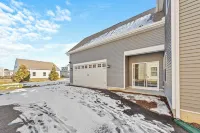Spacious 5-bedroom house with Golf simulator in Berlin
