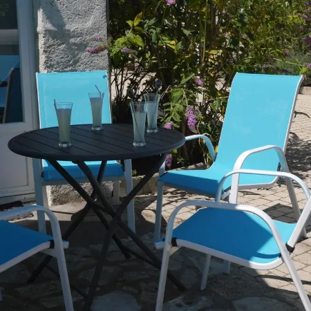 Comfortable cottage, close to the historic center of Blois and Loire by bike.