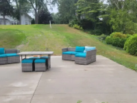 Beautiful 2 bed, 2 bath condo on St Clair River in Marysville, MI - U1 Hotels in Marysville