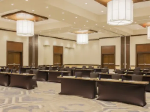 エンバシー スイーツ バイ ヒルトン シラキュース デスティニー USA シラキュースのホテル