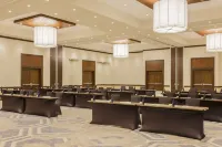 Embassy Suites Syracuse Destiny USA Отели в г. Сиракьюс