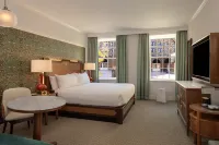The Hotel Roanoke & Conference Center, Curio Collection by Hilton Hotel di Roanoke