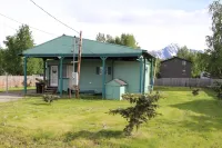 3BR Home Sleeping 6 Near Downtown Palmer With Mountain View’s