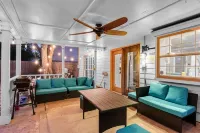 5 BR w/ Pool, close to Six flags, cowboy stadium