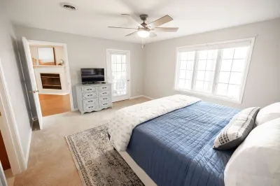 Spacious Condo on Kentucky Lake - Waterfront at Big Bear