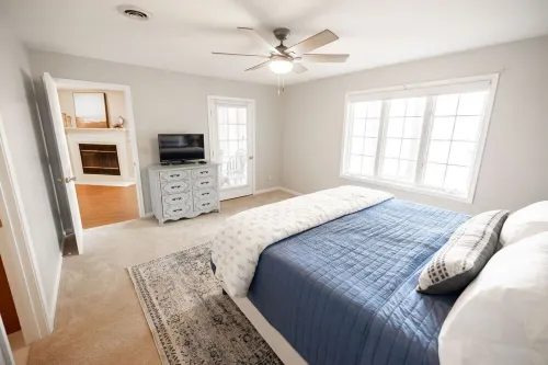 Spacious Condo on Kentucky Lake - Waterfront at Big Bear